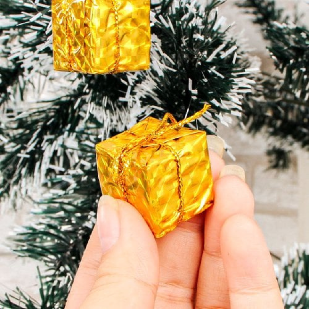 Arvore De Natal 120 Cm 110 Galhos + 38 Brindes Decorativos