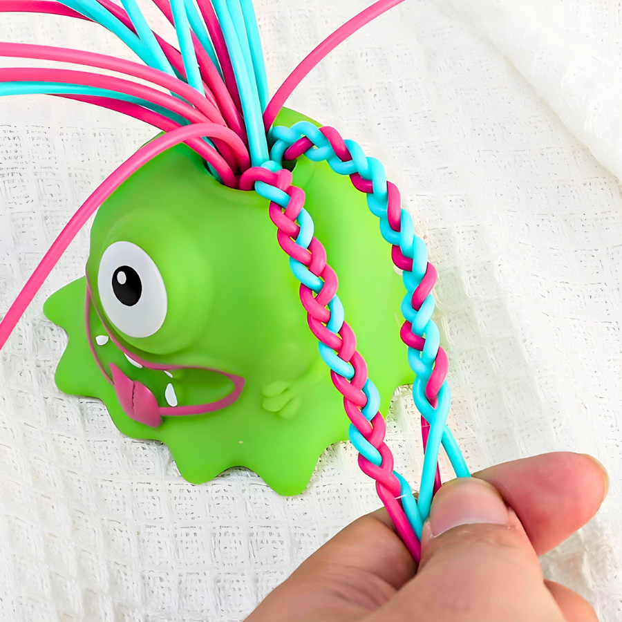 Brinquedo Boneco Infantil Anti Stress Squish Turma Barulho